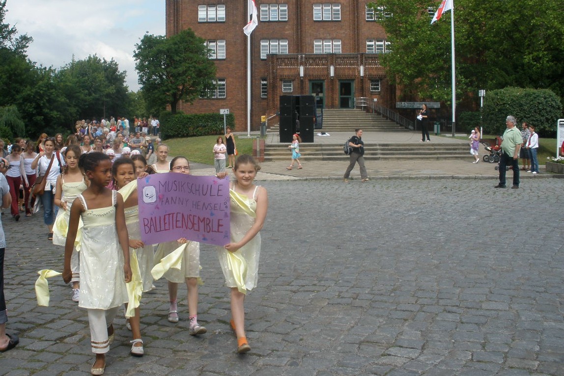 1. Brandenburger Tanzfest in Neuenhagen: 58.Musikschule Fanny Hensel Berlin